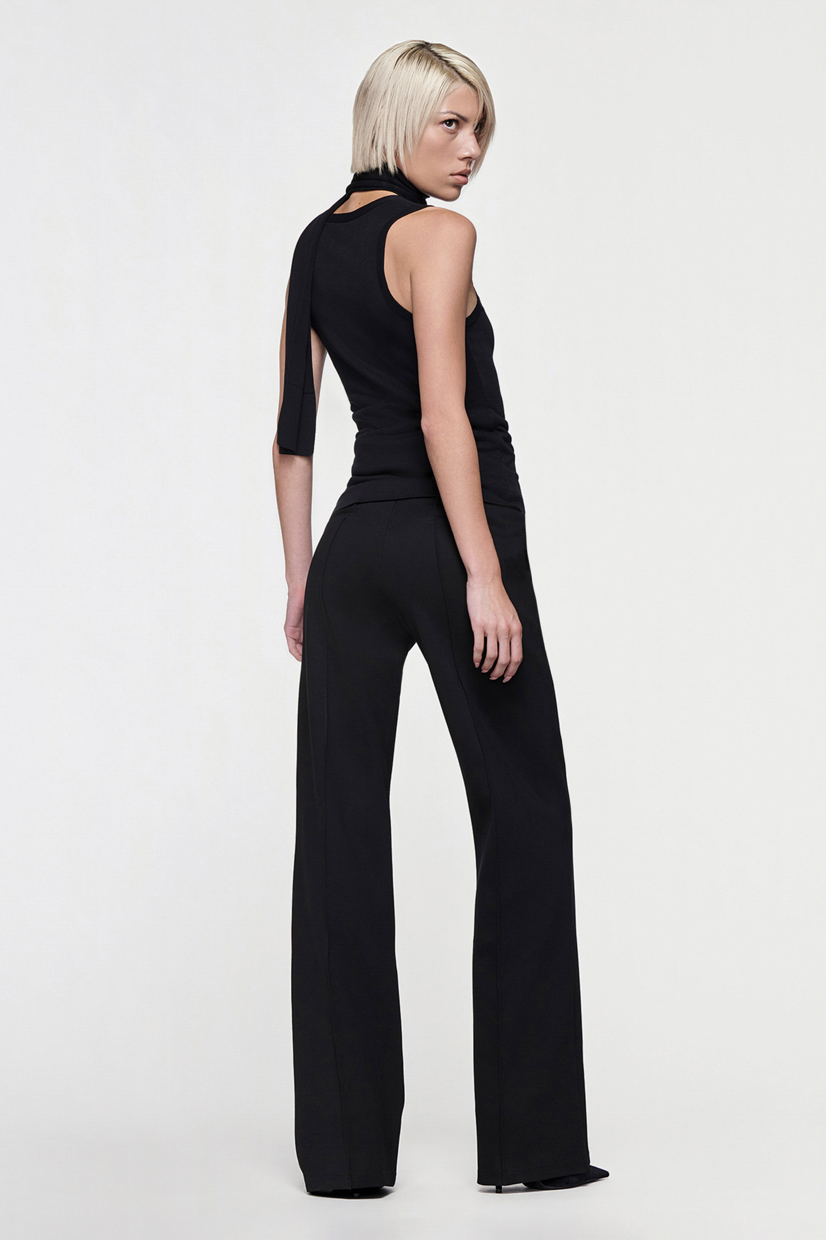 LILY SLEEVELESS KNIT BUTTON UP TOP - BLACK