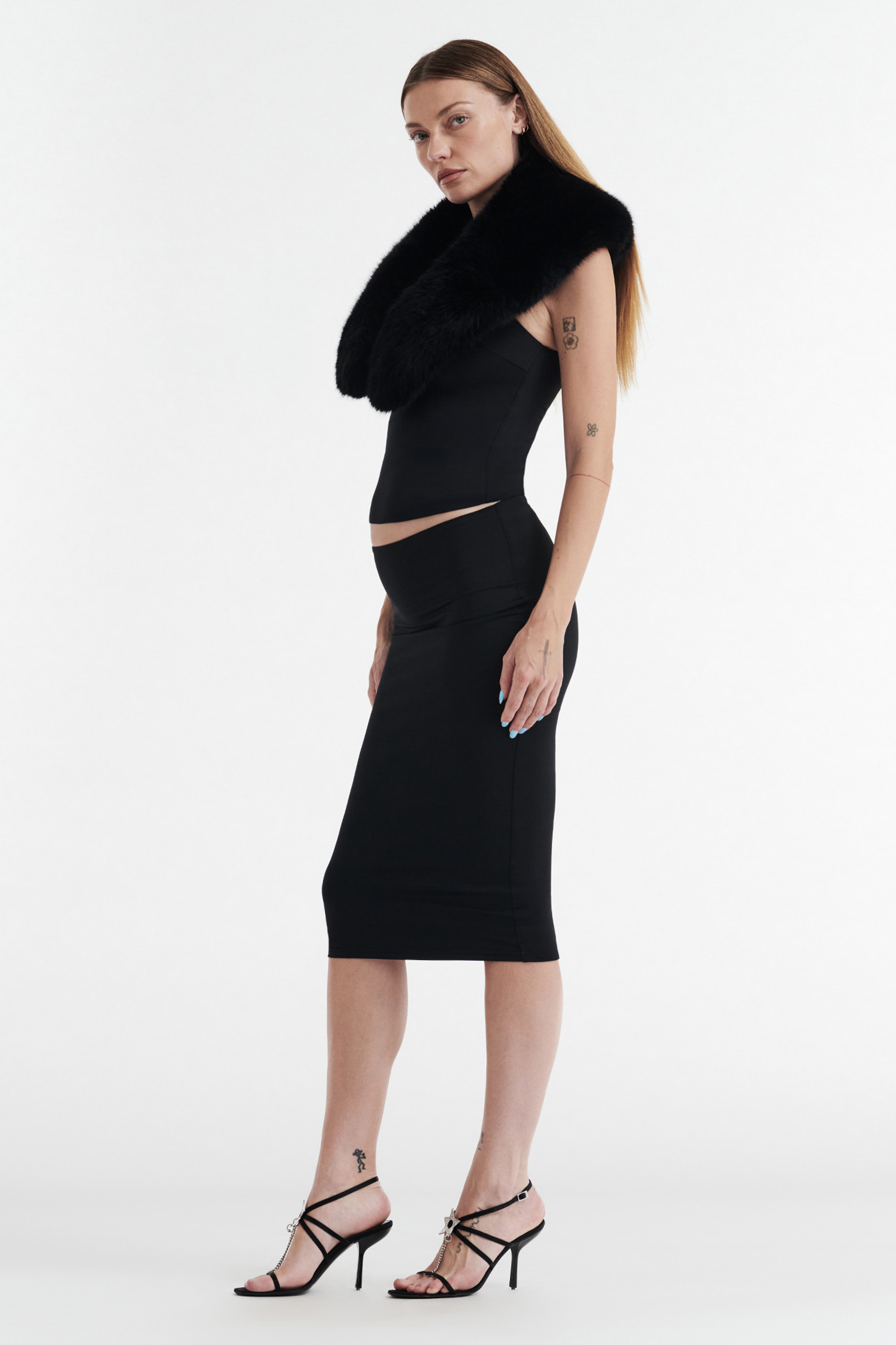 SHIRLEY FAUX FUR COLLAR - BLACK