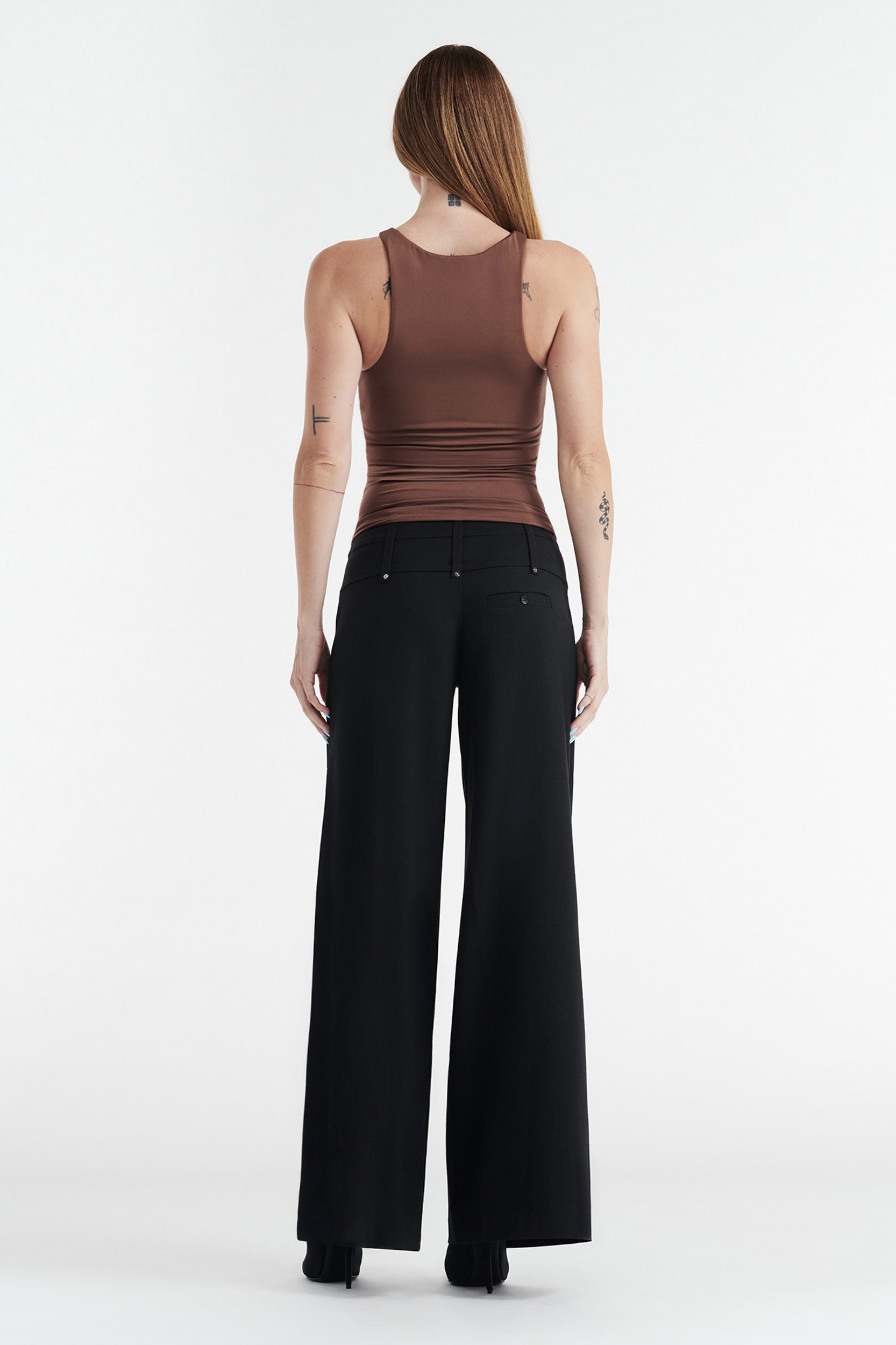 SOPHIE BASIC SLEEVELESS TANK WITH SHELF BRA - CHOCOLATE