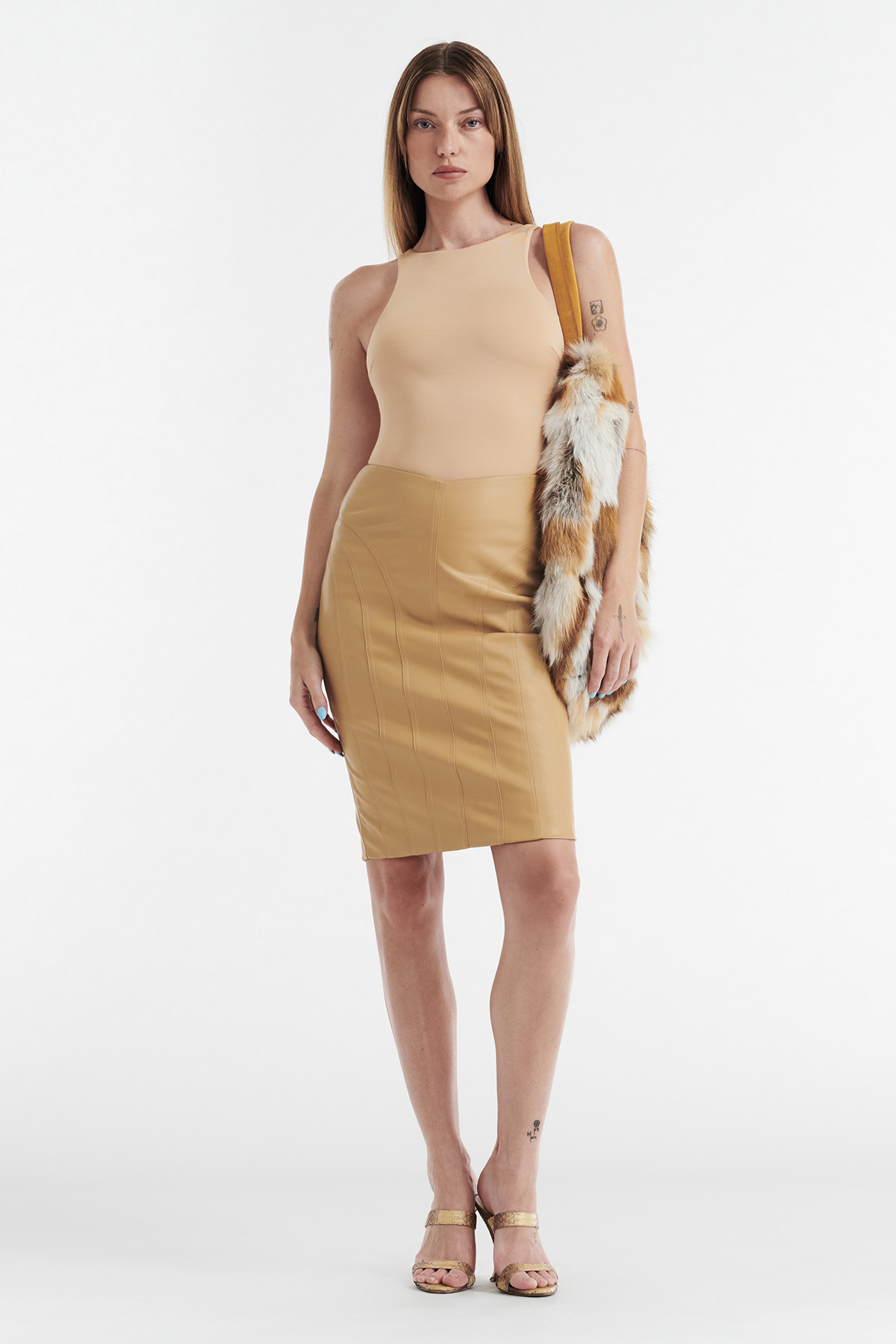 SOPHIE BASIC SLEEVELESS TANK WITH SHELF BRA - TAN