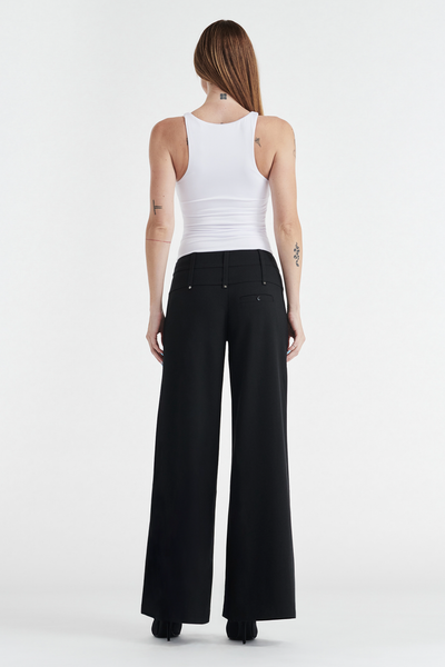 SOPHIE BASIC SLEEVELESS TANK WITH SHELF BRA - WHITE