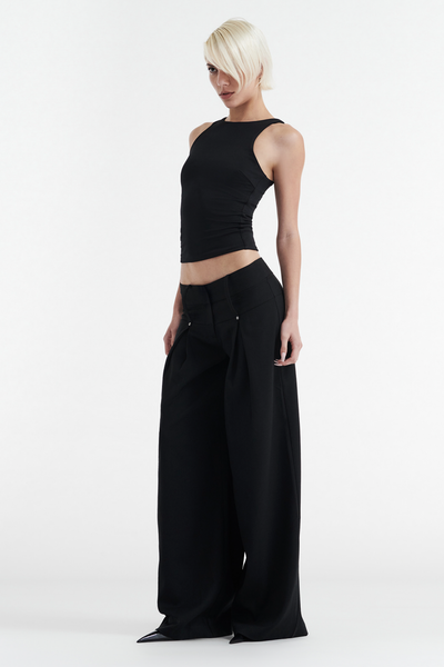 SOPHIE BASIC SLEEVELESS TANK WITH SHELF BRA - BLACK